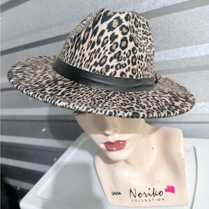 Collection Leopard Pattern Fedora with Black Band
